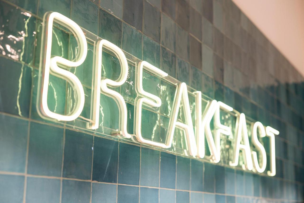 B&B Hotel نامور المظهر الخارجي الصورة